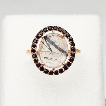 Серебряное кольцо с кварцами