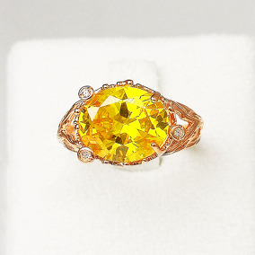 Серебряное кольцо с бриллиантами