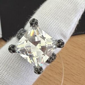 Серебряное кольцо с раухтопазами и агатами