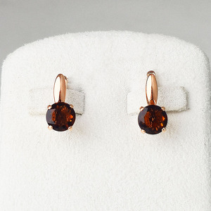 Серебряные серьги с бриллиантом синт.