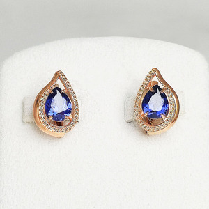 Серебряные серьги с