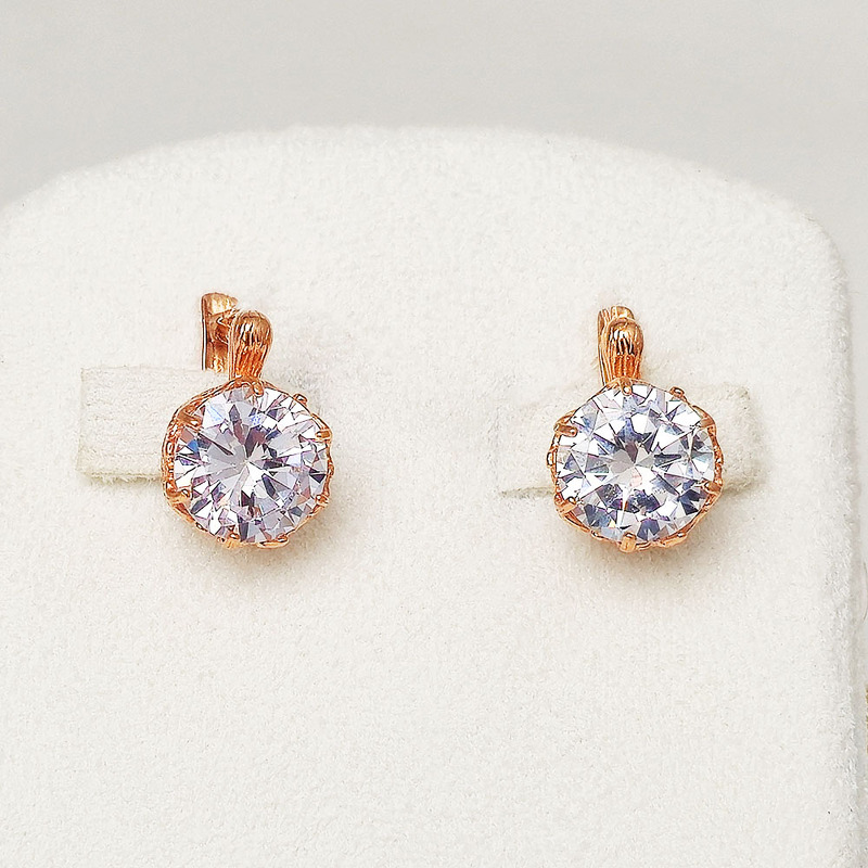 Серебряные серьги с бриллиантом синт.