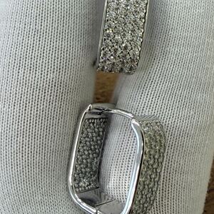 Серебряные серьги с шпинелями