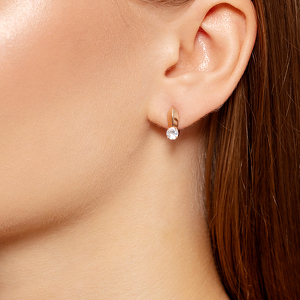 Золотые серьги с фианитом