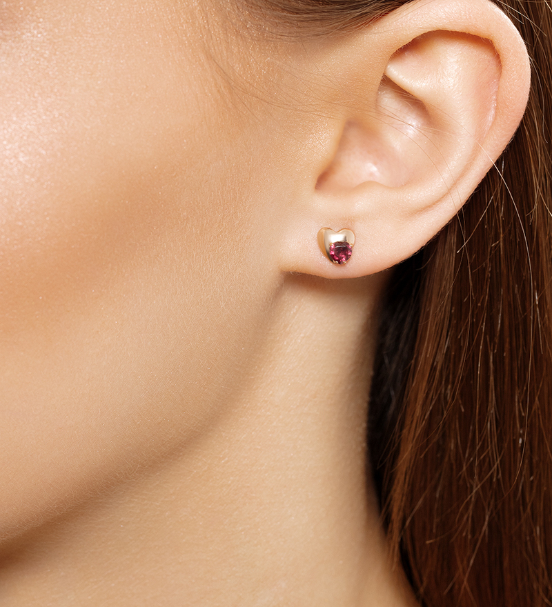 Золотые серьги-пусеты с фианитом и рубином