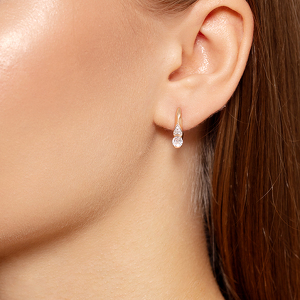 Золотые серьги с фианитами