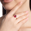 Золотое кольцо с рубином и бриллиантами синт.