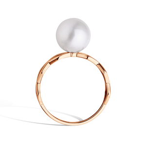 Золотое кольцо с жемчугом