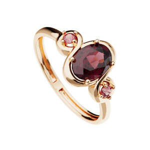 Золотое кольцо с гранатами