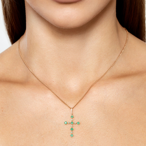 Золотой крест с изумрудами