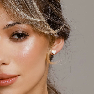 Золотые серьги-пусеты с перламутром