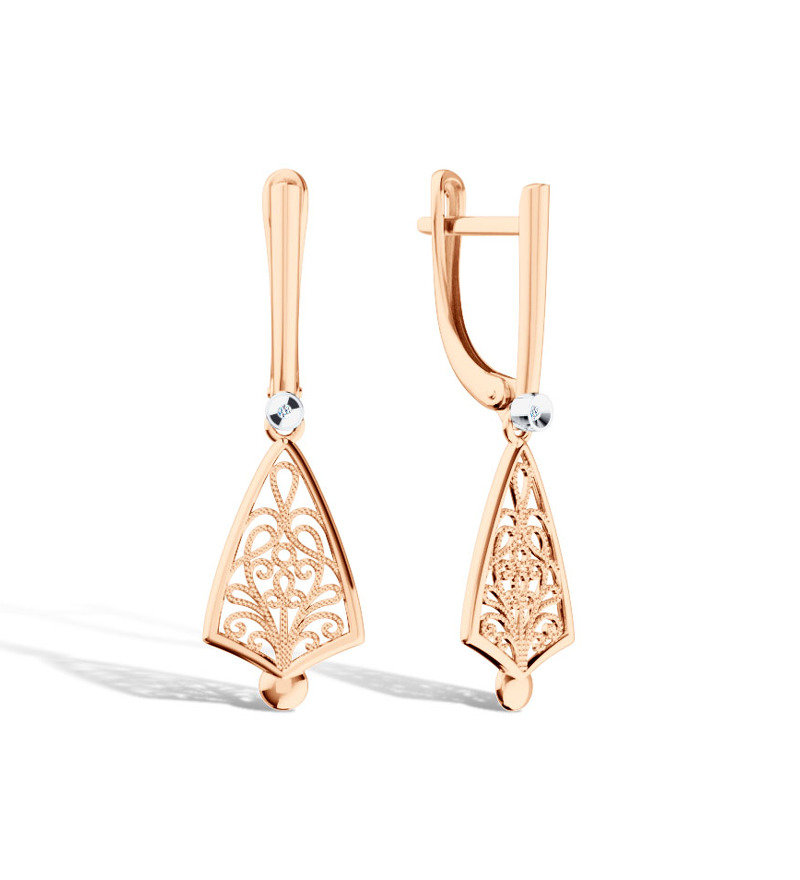 Золотые серьги с бриллиантом