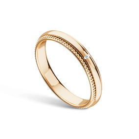 Золотое кольцо с бриллиантом