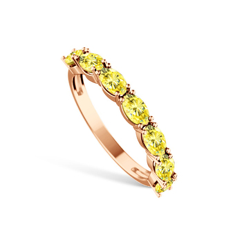 Золотое кольцо с муассанитами