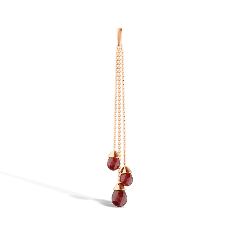 Золотая подвеска с гранатами