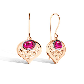 Золотые серьги с рубином