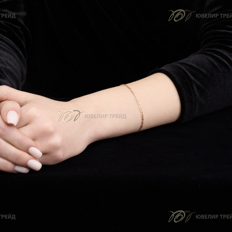 Золотой браслет «Фигаро» с алмазной огранкой