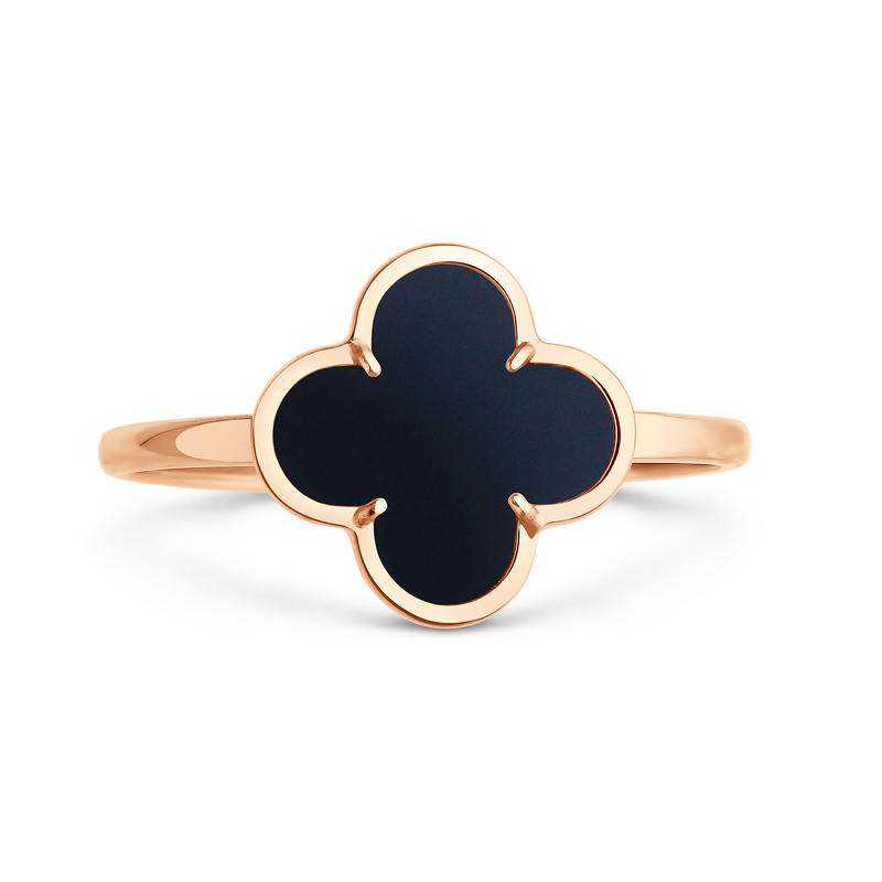 Серебряное кольцо с ониксом