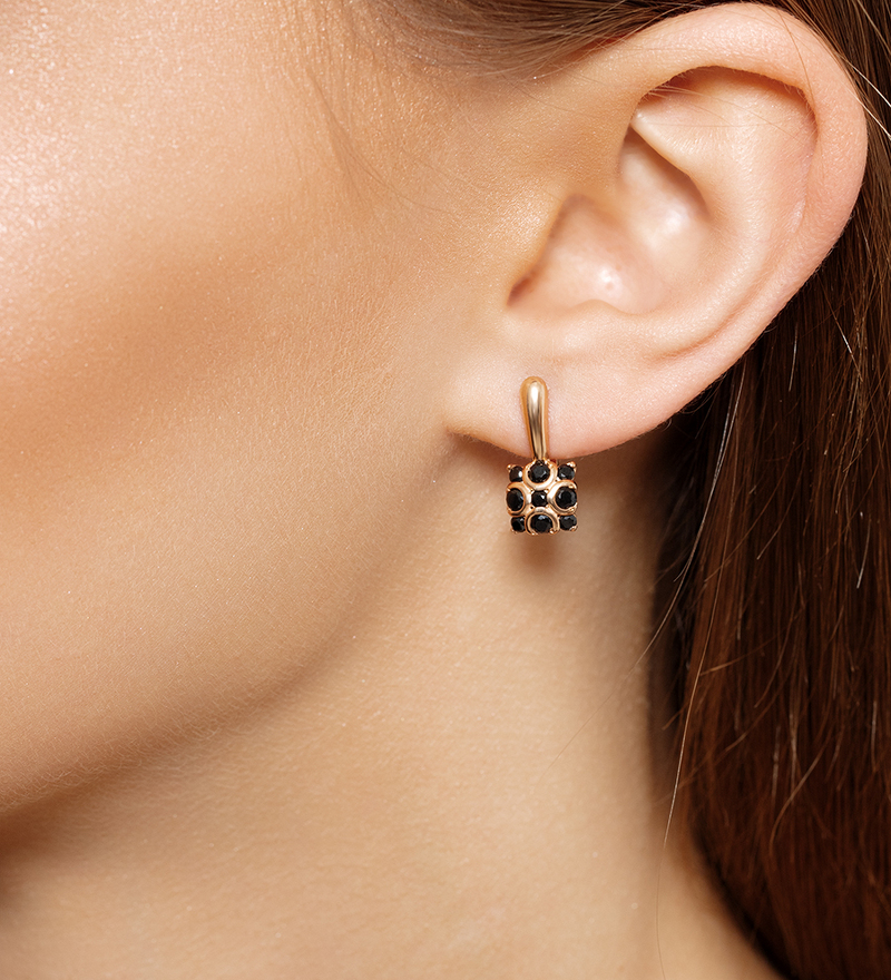 Серебряные серьги с шпинелями