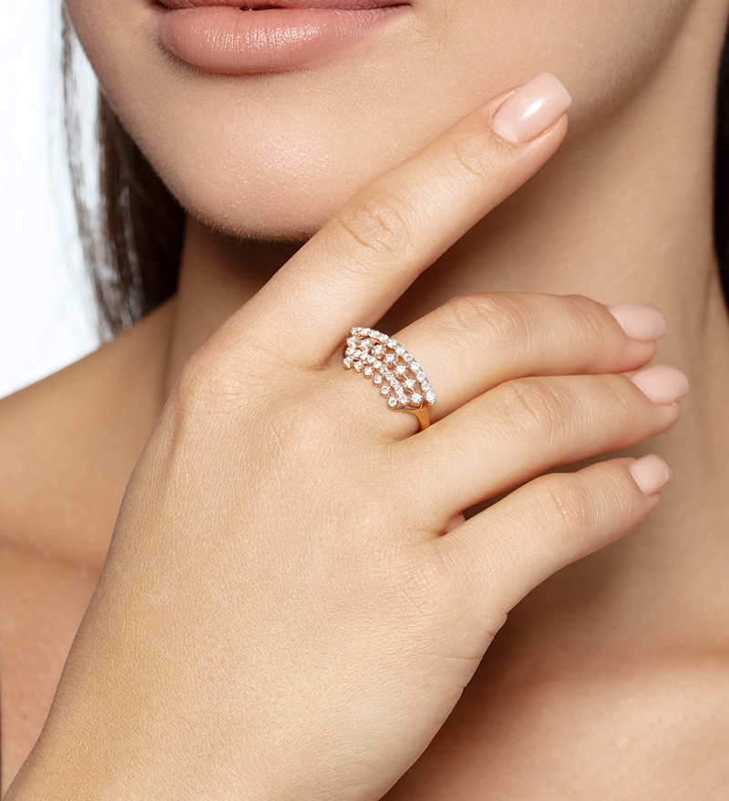 Серебряное кольцо с фианитами