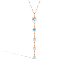 Серебряное колье с муассанитом