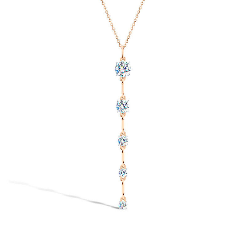 Серебряное колье с муассанитом