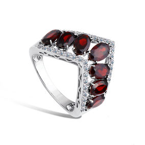 Серебряное кольцо с гранатами и фианитами