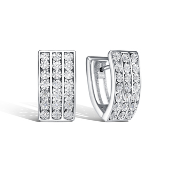 Серебряные серьги с бриллиантами