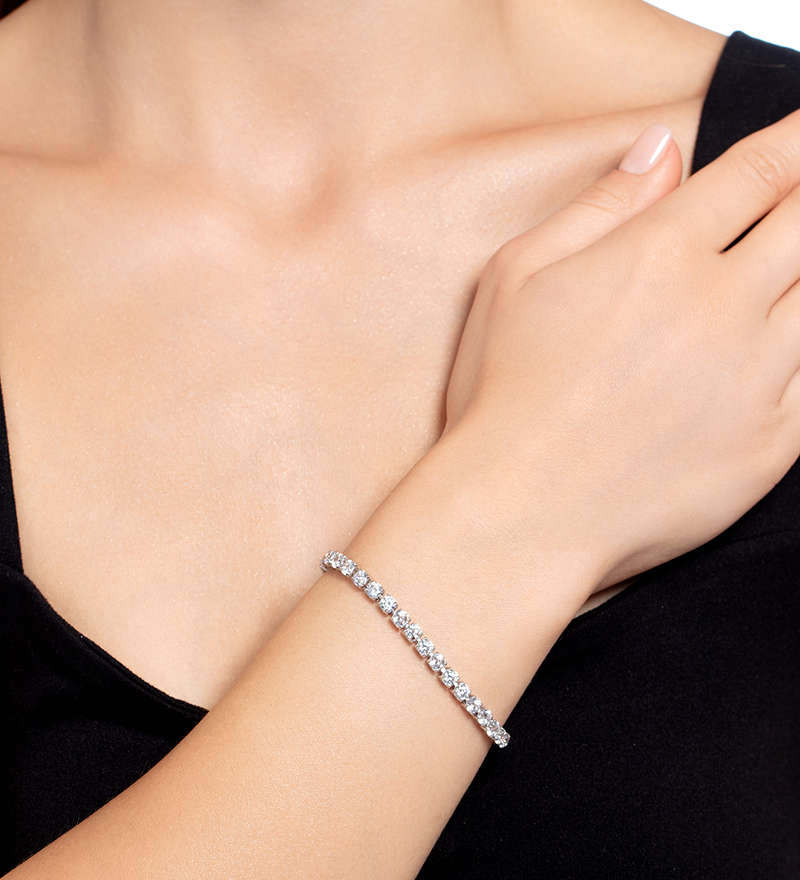 Серебряный браслет с фианитами