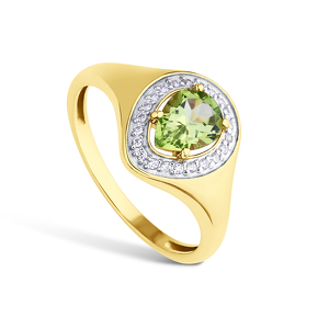 Серебряное кольцо с хризолитом и фианитами