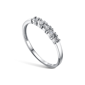 Серебряное кольцо с бриллиантами