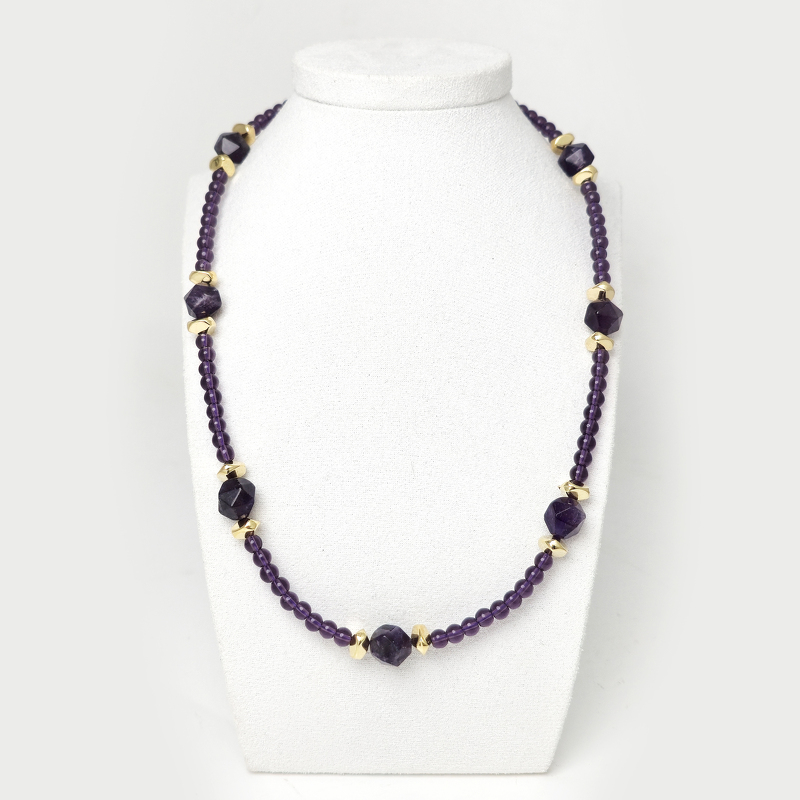 Аметист 262 бусы природный шар грань 10мм, шар 4мм