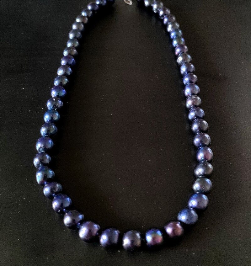 Бусы из ювелирного сплава