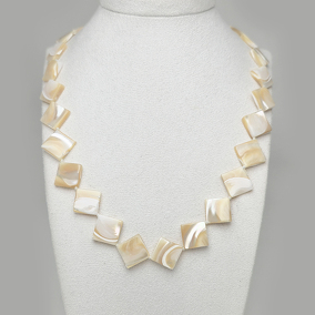 Бусы из ювелирного сплава