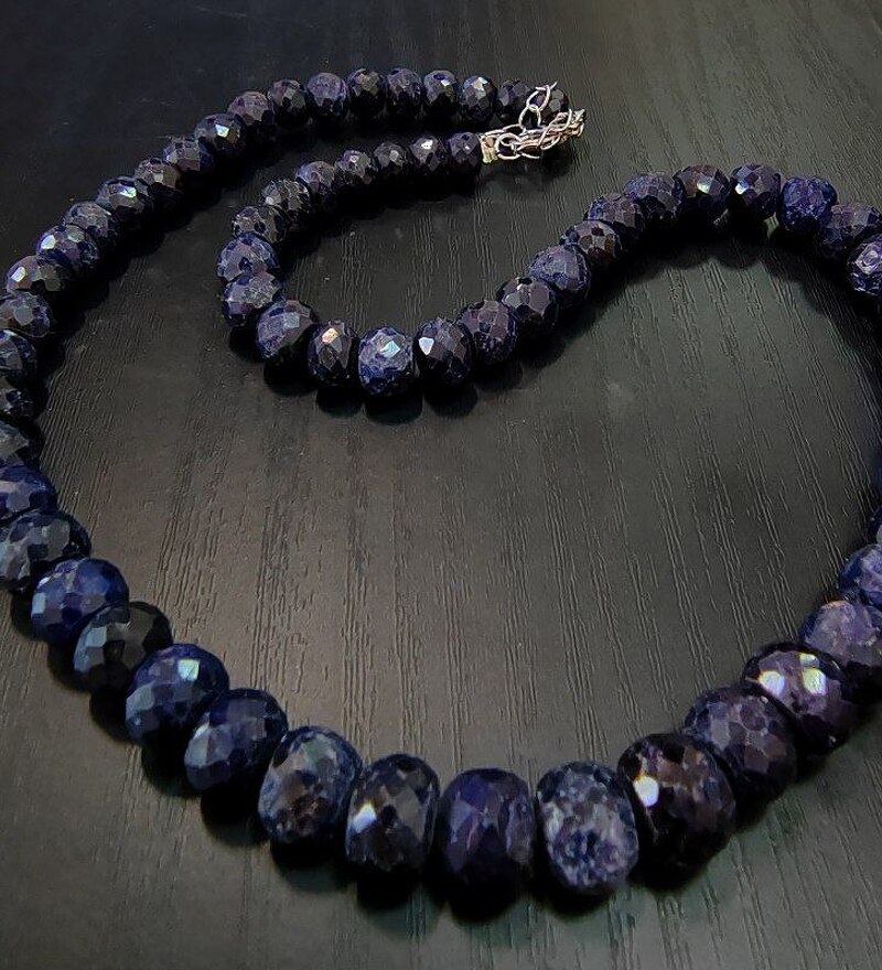 Бусы из ювелирного сплава