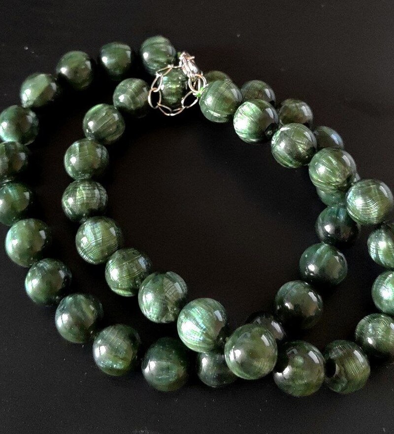 Бусы из ювелирного сплава