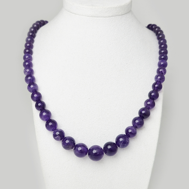 Бусы из ювелирного сплава