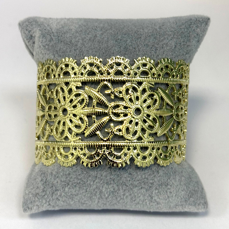 Браслет из ювелирного сплава