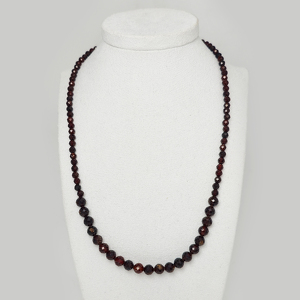 Гранат 241 бусы альмандин шар грань 6мм, 4мм Шри-Л