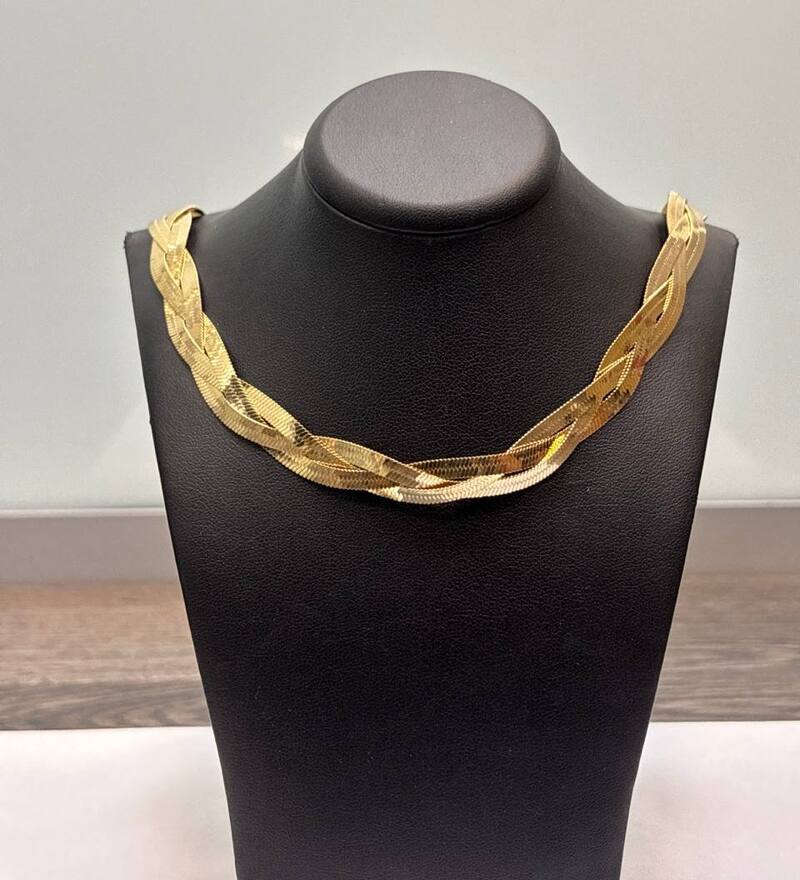 Колье из ювелирного сплава в золочении