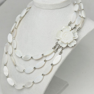 Перламутр 726 бусы перламутр 3 ряда бело-сливочный