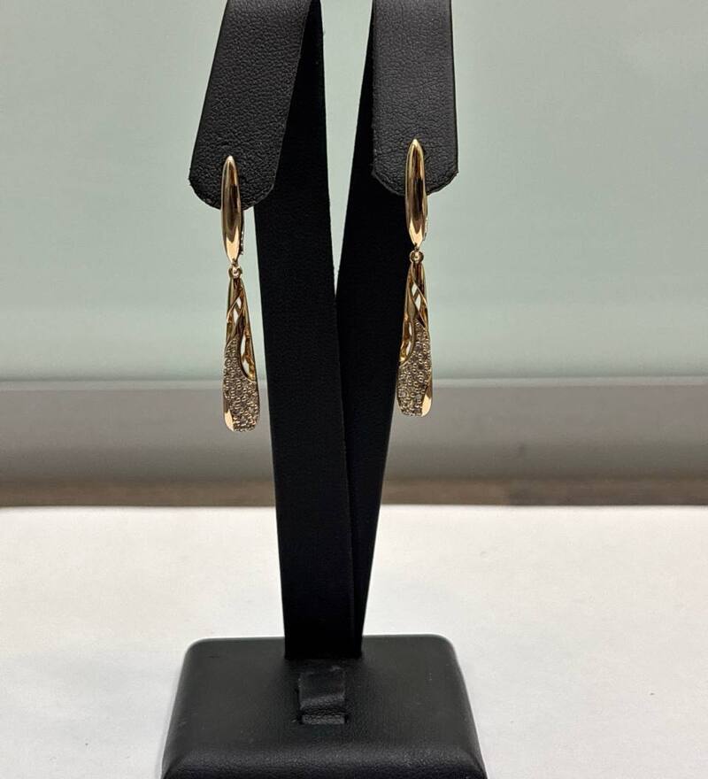 Серьги из ювелирного сплава в золочении