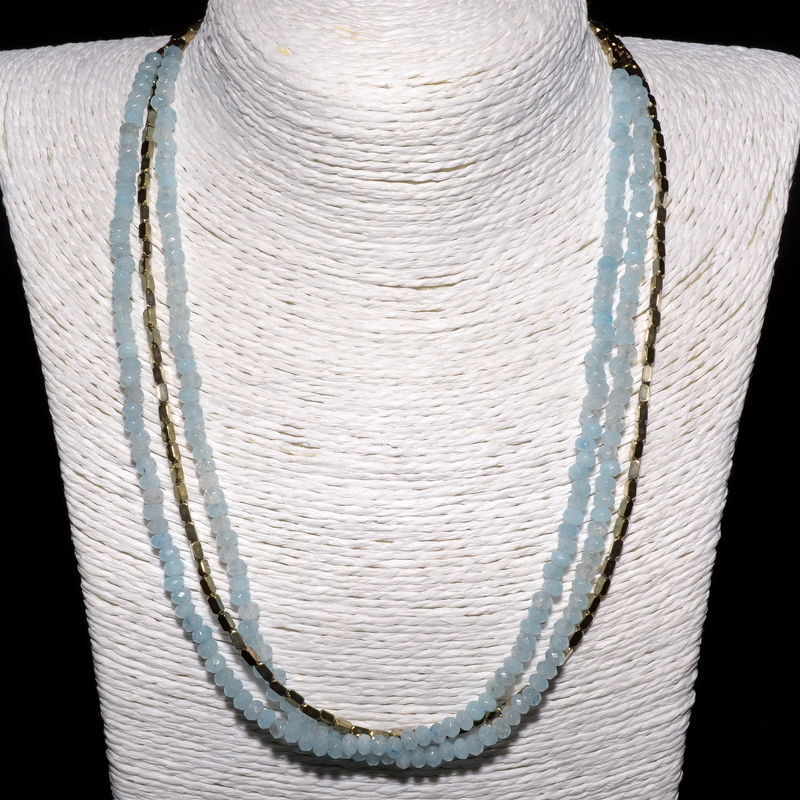 Халцедон 032 бусы голубой 3 ряда диск грань 4х3мм